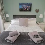 Ferienhaus Cinder Warren