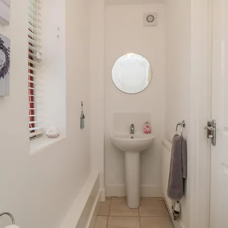 Cinder Warren 펜션